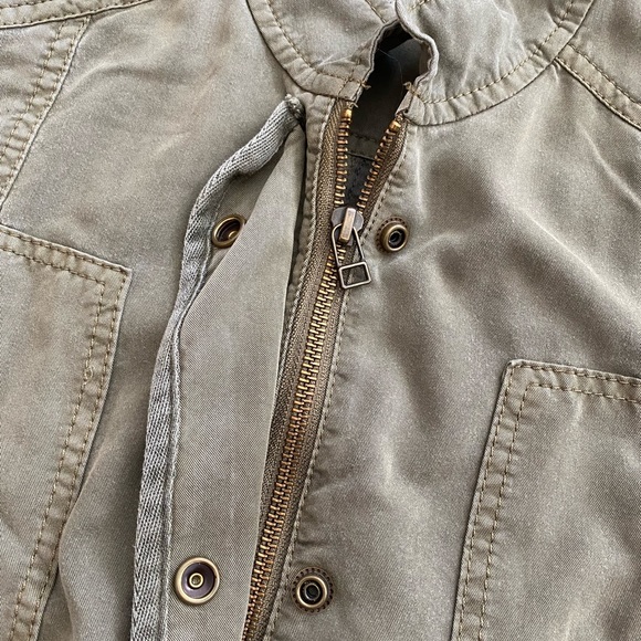 Women’s Hinge Designed in Seattle Small Green Zip Up & Button Up Jacket - Picture 3 of 5